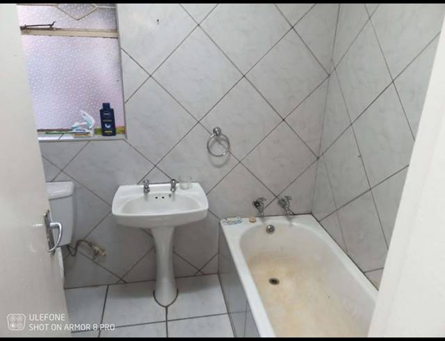 4 BEDROOM HOUSE FOR SALE IN RONDEBULT